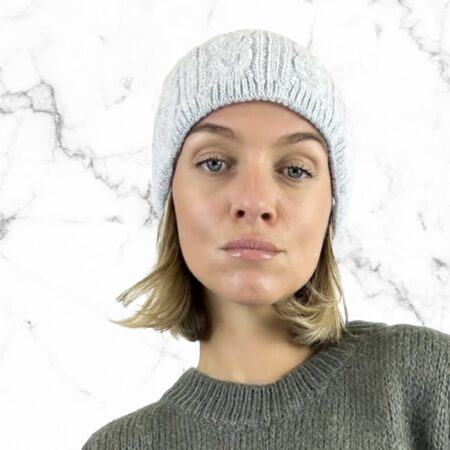 Grijze muts winter