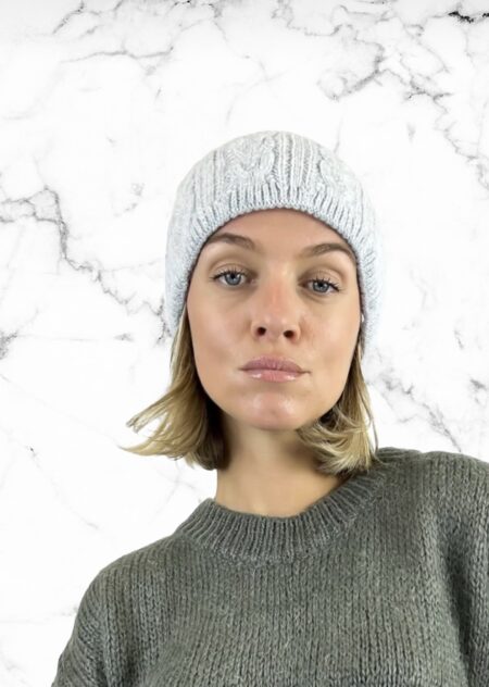 Grijze muts winter