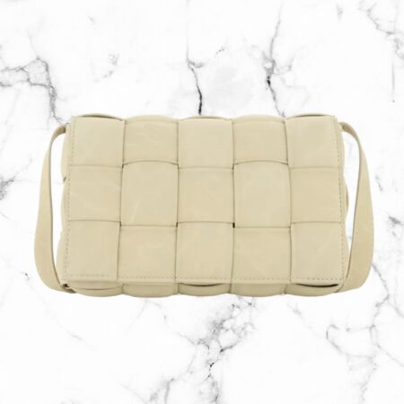 Crossbody bag gevlochten beige