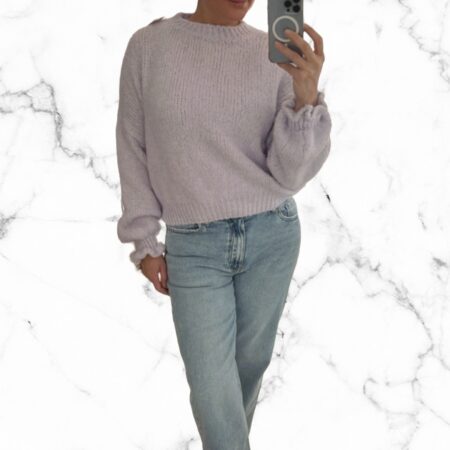 Lila trui met ruffle mouw