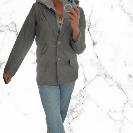 grijze blazer met capuchon