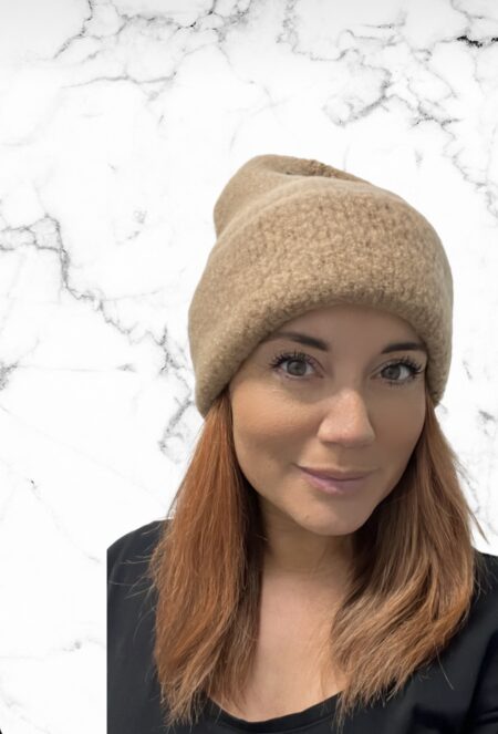 Warme wintermuts beige