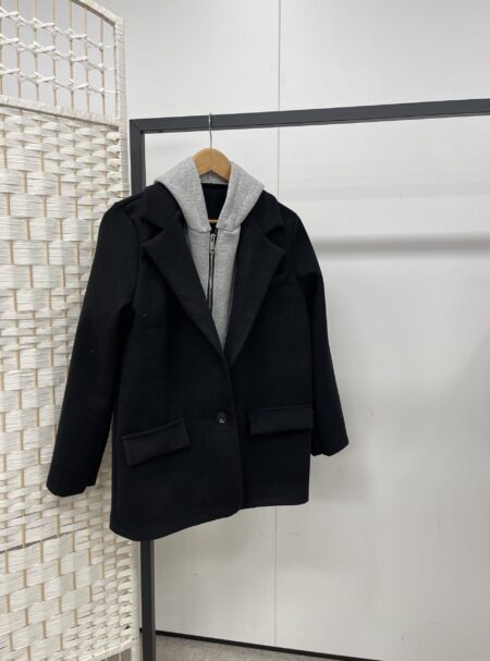 Zwarte blazer met hoodie - Afbeelding 3