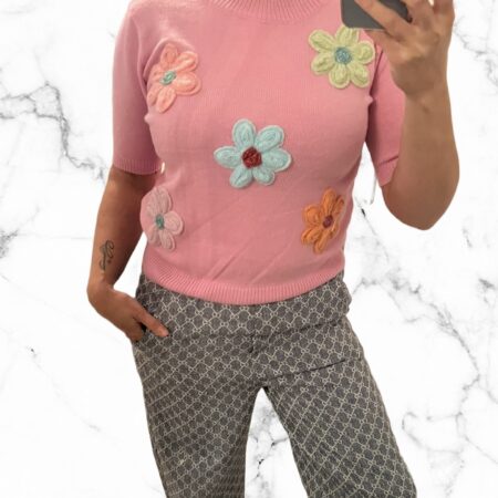 Roze top met bloemen