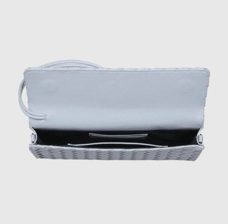 Geweven crossbody clutch lichtblauw - Vegan leer - Afbeelding 4